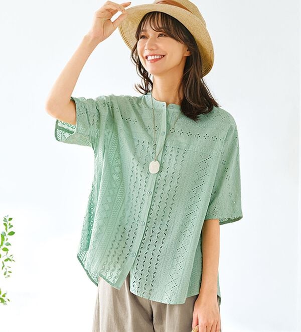 BELLUNA（ベルーナ）の「綿１００％刺しゅう切替ドルマンブラウス（ブラウス）」｜詳細画像