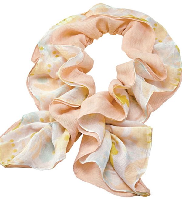 BELLUNA（ベルーナ）の「着脱簡単！コットンシルクフリルスカーフ（ストール・スカーフ・マフラー）」｜ベージュ系(花柄)