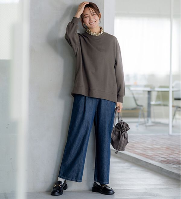 BELLUNA（ベルーナ）の「軽やか綿混！大人サマ見えスウェット（カットソー）」｜詳細画像