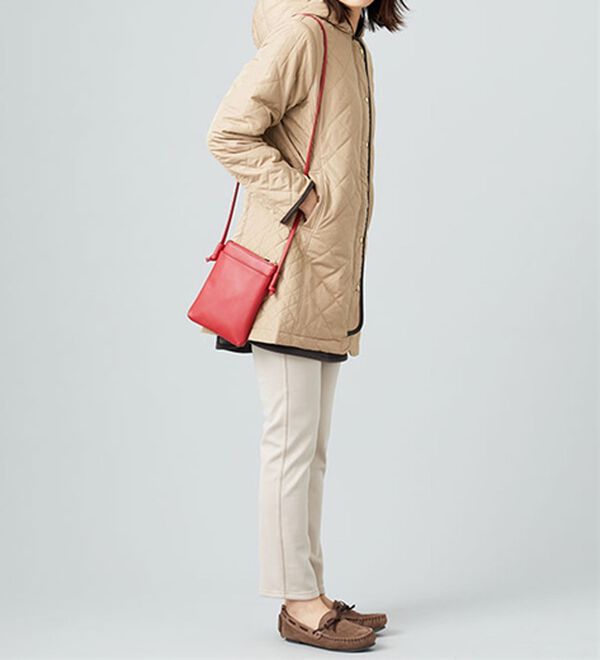 BELLUNA（ベルーナ）の「パイピング使いキルトデザインコート（ロングコート）」｜詳細画像