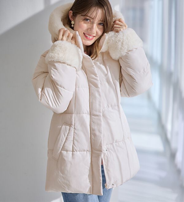 alotta（アロッタ）の「ファー付きミドル丈中綿コート（ハーフコート）」｜詳細画像