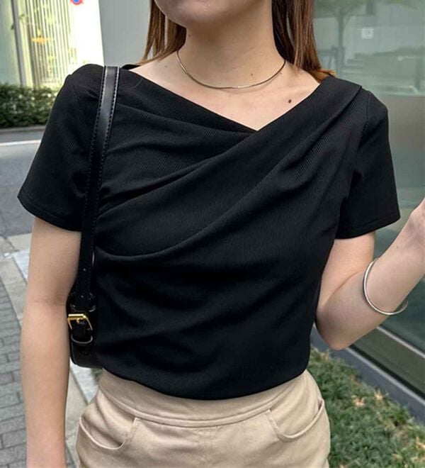 RANAN（ラナン）の「【ひんやり/UV対策】上品ドレープリブTシャツ（カットソー）」｜詳細画像