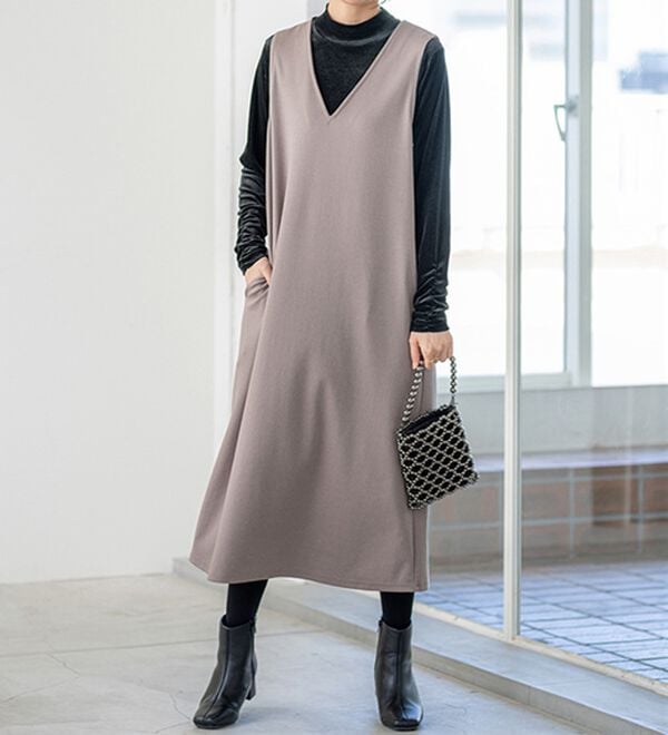 BELLUNA（ベルーナ）の「艶やかシアーベロア袖シャーリングプルオーバー（カットソー）」｜詳細画像