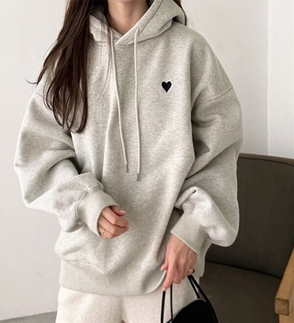 GeeRA（ジーラ）の「ハート刺繍裏起毛スウェットパーカー（パーカー）」｜詳細画像