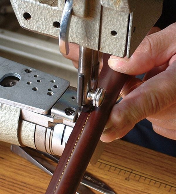 「日本製アンティーク調牛革ショルダーバッグ（メンズショルダーバッグ）」｜詳細画像