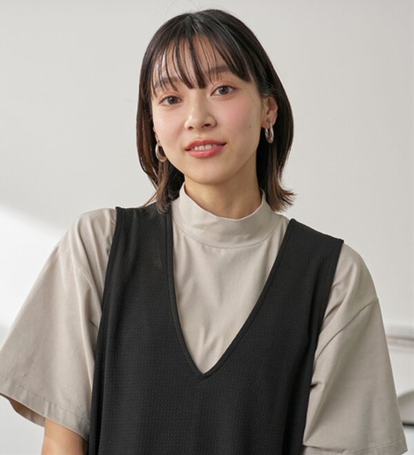 BELLUNA（ベルーナ）の「≪ＨｕｇＲｅａｍコットンＣｏｏｌ≫ひんやりハイネックプルオーバー（カットソー）」｜詳細画像