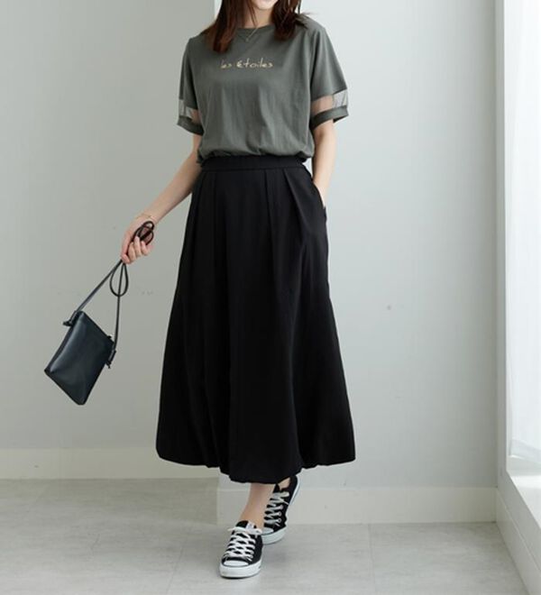 BELLUNA（ベルーナ）の「しぼ感素材バルーンスカート（ロングスカート）」｜詳細画像