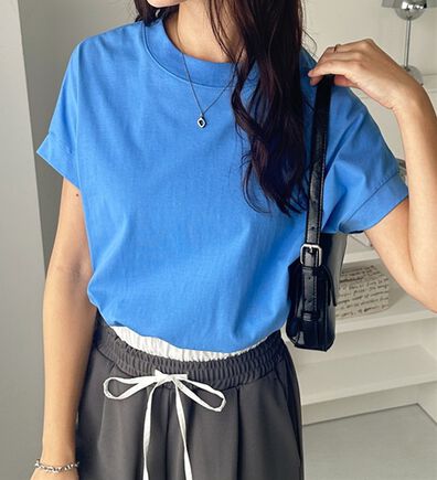 GeeRA（ジーラ）の「綿１００％フレンチスリーブチュニックＴシャツ（カットソー）」