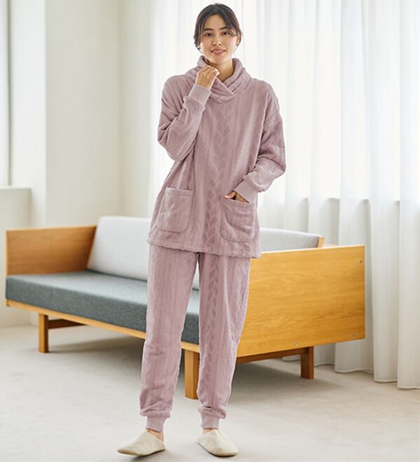 LAVIENNE（ラヴィエンヌ）の「寒がりさんのためのふわっもこケーブルフリースパジャマ（パジャマ・ルームウェア）」｜詳細画像
