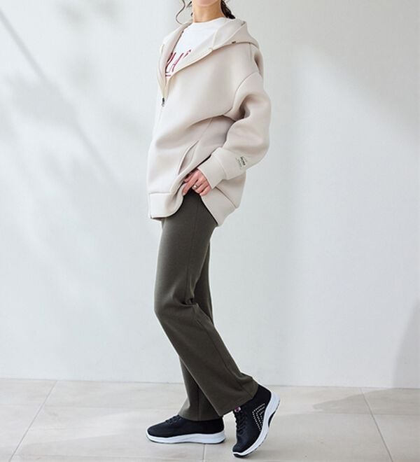 BELLUNA（ベルーナ）の「【チラシ掲載】手を使わずに履けるニットスニーカー（スニーカー）」｜詳細画像