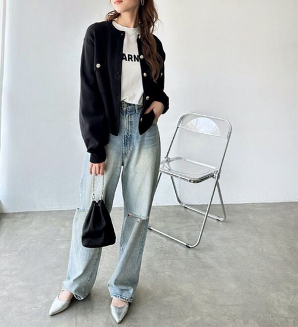 GeeRA（ジーラ）の「ロングシーズン使える！ゴールド調ボタンニットカーデ（ニットカーディガン）」｜詳細画像