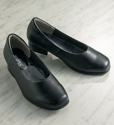 BELLUNA（ベルーナ）の「選べるワイズ牛革プレーンパンプス（パンプス）」