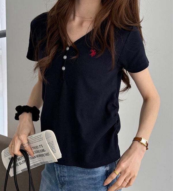 GeeRA（ジーラ）の「【ＵＳ．ＰＯＬＯ．ＡＳＳＮ】接触冷感Vネックヘンリーリブカットソー（カットソー）」｜詳細画像