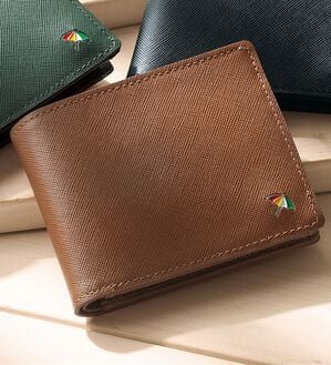 「アーノルド　パーマー　サフィアーノレザー財布（メンズ財布・パスケース）」｜ブラウン
