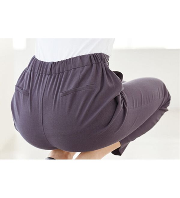 BELLUNA（ベルーナ）の「＜ＳＯＬＯＴＥＸ（Ｒ）＞美脚テーパードパンツ（テーパードパンツ）」｜詳細画像