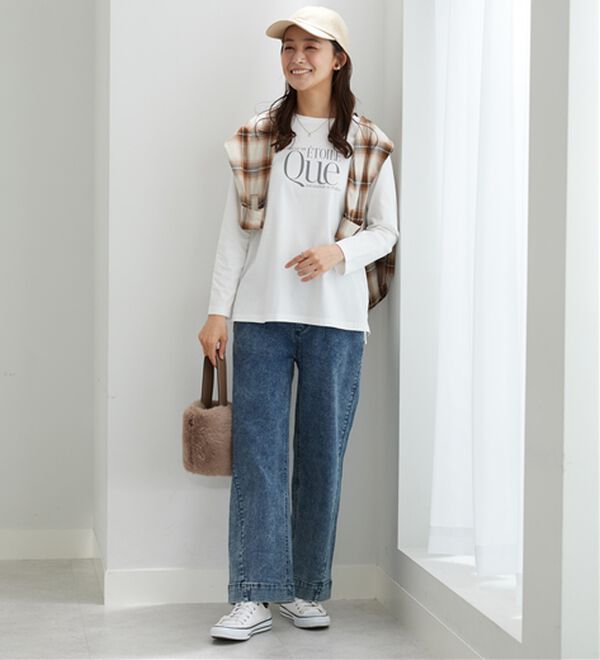 BELLUNA（ベルーナ）の「【着回しのミカタ！】綿100％大人顔サマ見えプリントロンT（カットソー）」｜詳細画像