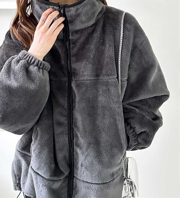 GeeRA（ジーラ）の「配色デザインきれいめファーボアブルゾン（ブルゾン）」｜詳細画像