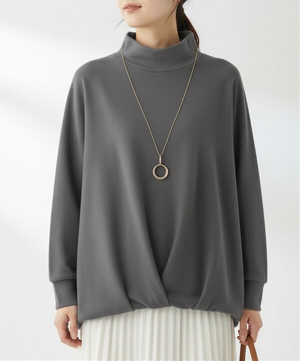 BELLUNA（ベルーナ）の「【嬉しい2点セット】ネックレス付ふんわり裾タックプルオーバー（カットソー）」｜詳細画像