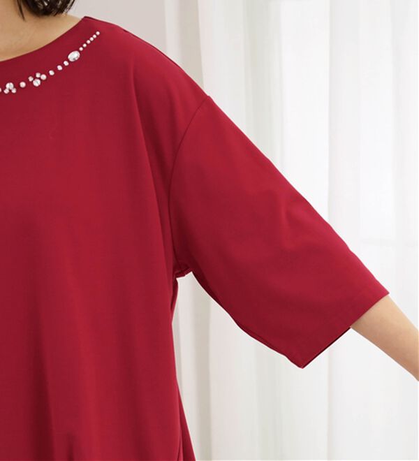 BELLUNA（ベルーナ）の「ビジュー使いドルマンプルオーバー（カットソー）」｜詳細画像