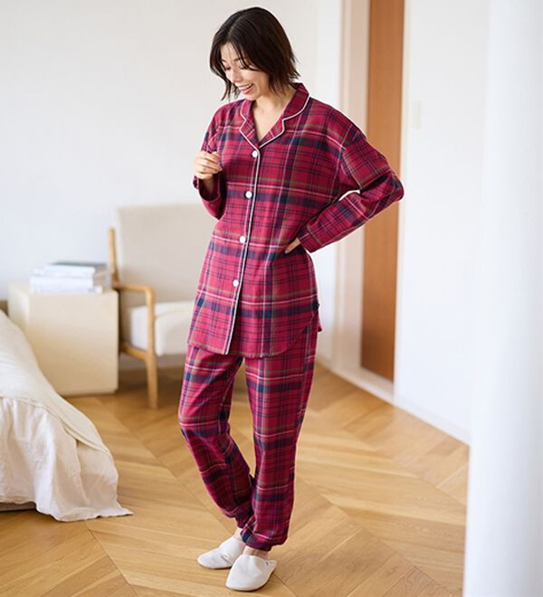 LAVIENNE（ラヴィエンヌ）の「綿１００％ふんわり柔か微起毛パジャマ（パジャマ・ルームウェア）」｜詳細画像