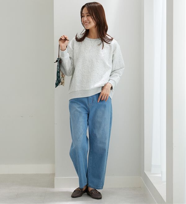 BELLUNA（ベルーナ）の「花柄ふくれジャカード素材プルオーバー（カットソー）」｜詳細画像