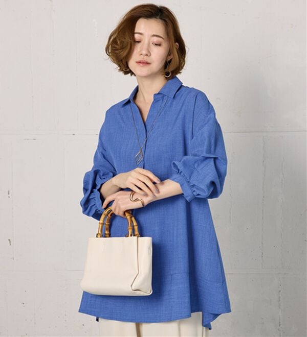 BELLUNA（ベルーナ）の「麻調素材袖タックデザインシャツチュニック（チュニック）」｜詳細画像