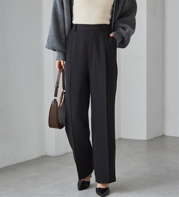 RANAN（ラナン）の「裏起毛美脚シルエットピンタックワイドパンツ（フルレングスパンツ）」｜詳細画像