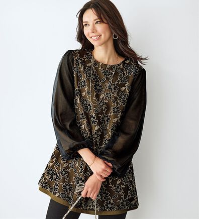 BELLUNA（ベルーナ）の「ベロア花柄チュール重ねチュニック（チュニック）」