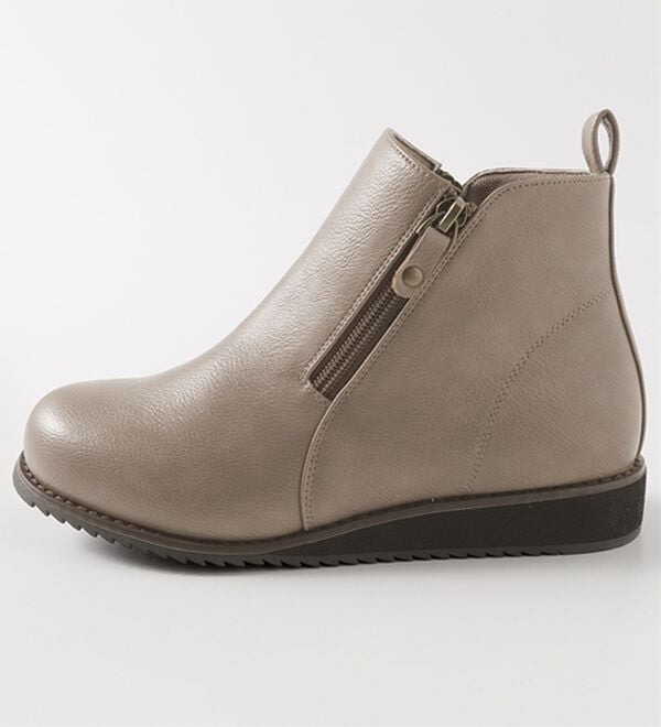 BELLUNA（ベルーナ）の「ゆったり５Ｅダブルファスナーブーツ（ブーツ）」｜詳細画像