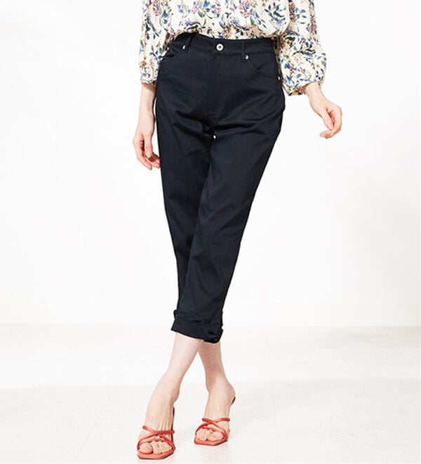 BELLUNA（ベルーナ）の「ヒンヤリ×サラリ速乾！綿サテンストレッチ裾リボンクロップドパンツ（クロップドパンツ）」｜詳細画像