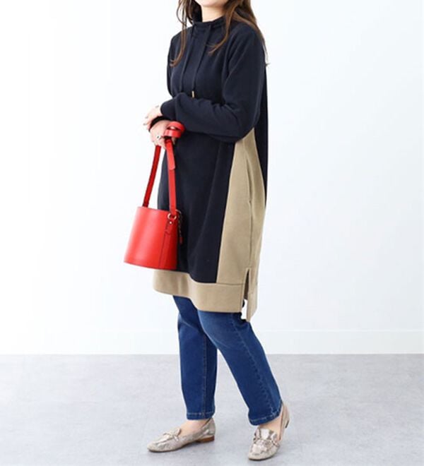 BELLUNA（ベルーナ）の「配色デザインワイドネックワンピース（ドッキングワンピース）」｜詳細画像