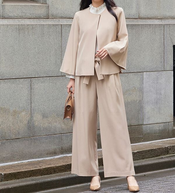 RANAN（ラナン）の「【２点セット】防しわ！洗える！ケープライクジャケットセットアップ（パンツスーツ）」｜詳細画像