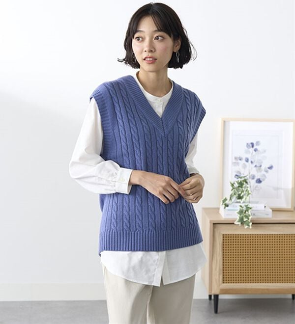 BELLUNA（ベルーナ）の「ニットベストアンサンブル（ベスト）」｜詳細画像