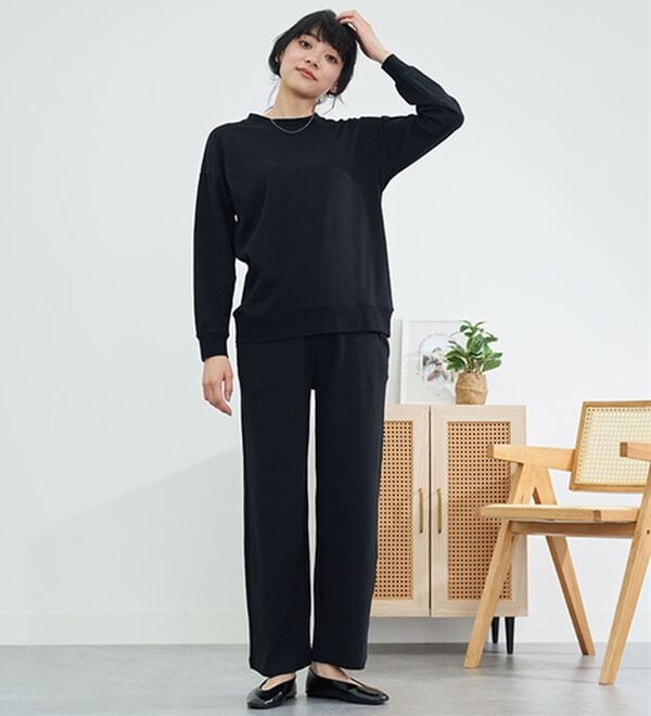 BELLUNA（ベルーナ）の「＜ＭＡＴＯＬＩＡ＞着て潤うルームウェア　トップス・腹巻付ボトム（カットソー）」｜詳細画像