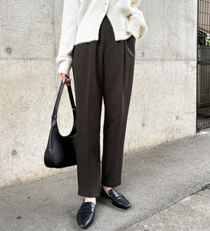 GeeRA（ジーラ）の「美脚きれい魅せ！テーパードパンツ（フルレングスパンツ）」｜チャコール