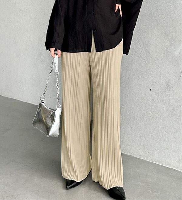 GeeRA（ジーラ）の「セルフカットセミワイドプリーツパンツ（フルレングスパンツ）」｜詳細画像