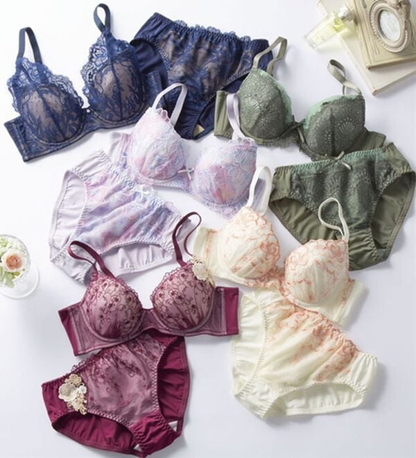 LAVIENNE（ラヴィエンヌ）の「大人のプチプラブラ＆ショーツ（ブラジャー＆ショーツセット）」｜詳細画像