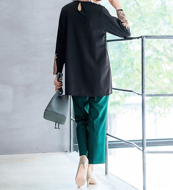 BELLUNA（ベルーナ）の「配色レース使い華やかチュニック（チュニック）」｜詳細画像