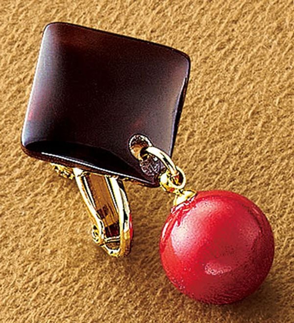 BELLUNA（ベルーナ）の「べっ甲珊瑚イヤリング・ピアス（イヤリング・ピアス）」｜イヤリング
