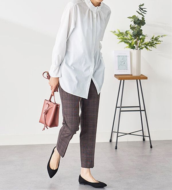 BELLUNA（ベルーナ）の「衿フリル使いラメストライプシャツチュニック（チュニック）」｜詳細画像