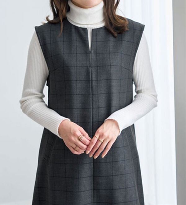 BELLUNA（ベルーナ）の「ウーリッシュ素材ジャンパースカート（ジャンパースカート）」｜詳細画像