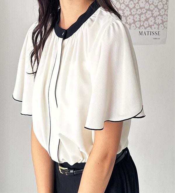 GeeRA（ジーラ）の「前後２ＷＡＹ配色フレアー袖ブラウス（ブラウス）」｜詳細画像