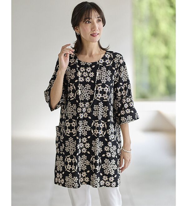 BELLUNA（ベルーナ）の「ひんやり冷感素材花柄プリントチュニック（チュニック）」｜詳細画像