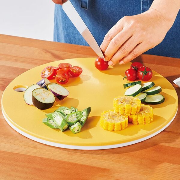 栗原はるみ まな板 栗原はるみの丸いまな板が我が家にやって来た！使用