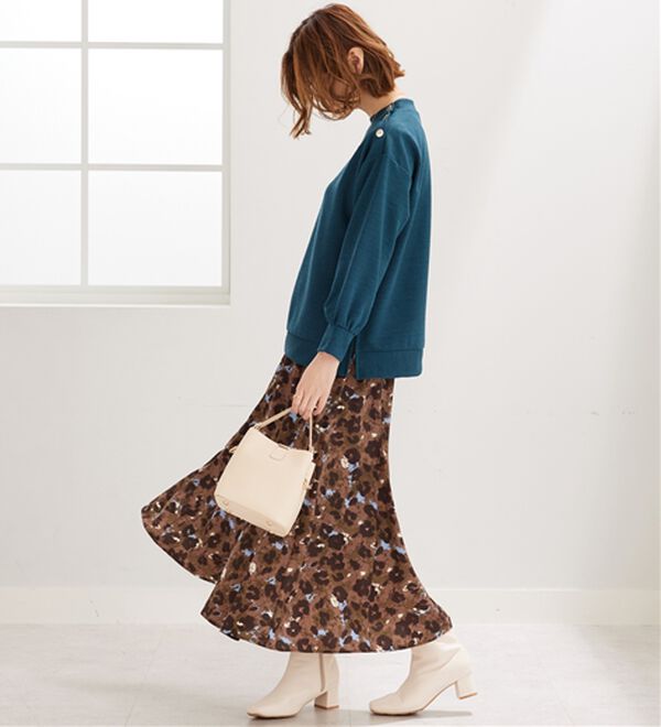 BELLUNA（ベルーナ）の「ジャカード素材肩ボタンプルオーバー（カットソー）」｜詳細画像