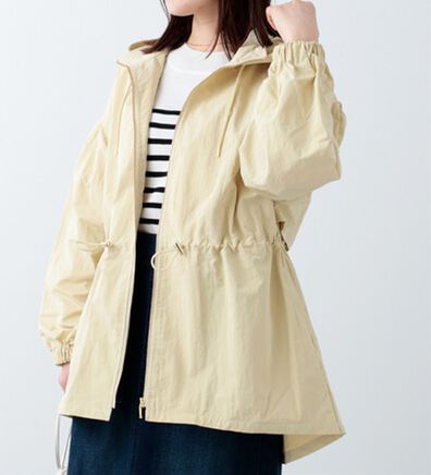 BELLUNA（ベルーナ）の「スピンドル使いショート丈パーカー（ハーフコート）」