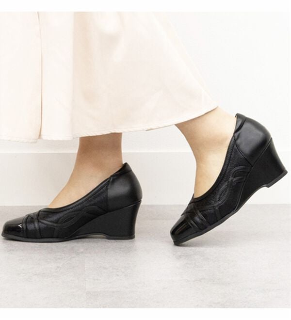 BELLUNA（ベルーナ）の「４Ｅエレガンス切替パンプス（パンプス）」｜詳細画像