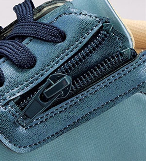 BELLUNA（ベルーナ）の「５Ｅサテン調レースアップスニーカー（スニーカー）」｜詳細画像