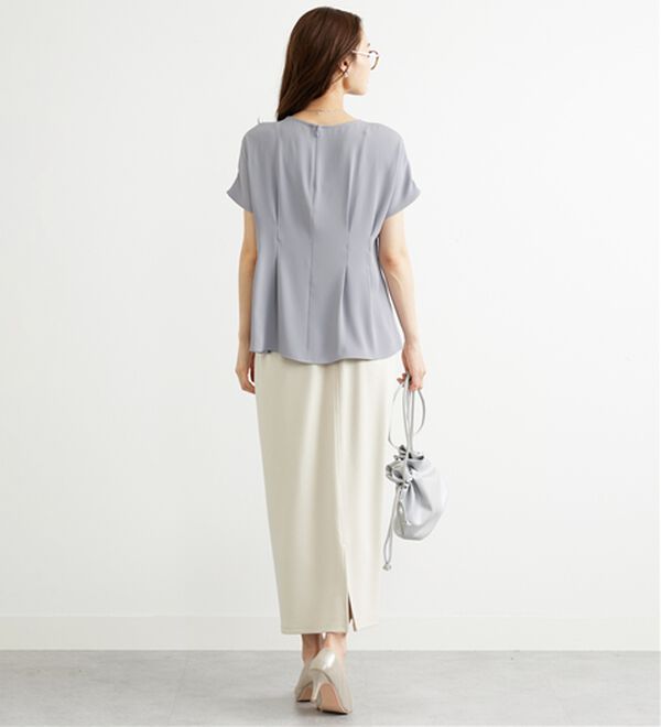 BELLUNA（ベルーナ）の「〈オフィス対応〉タックデザインブラウス（ブラウス）」｜詳細画像