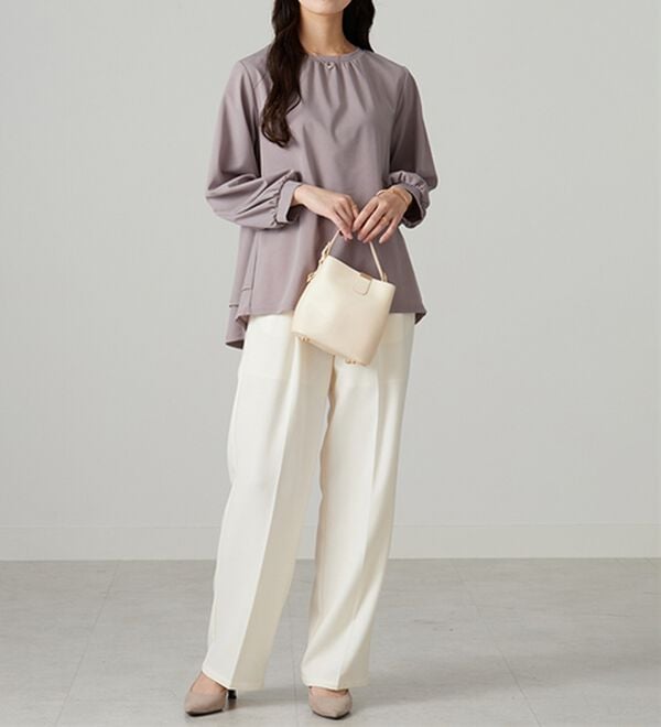 BELLUNA（ベルーナ）の「【再入荷】ボリューム袖美人顔バックフレアーＴブラウス（ブラウス）」｜詳細画像